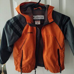 Columbia Boys Rain Jacket. Sz 4/5
